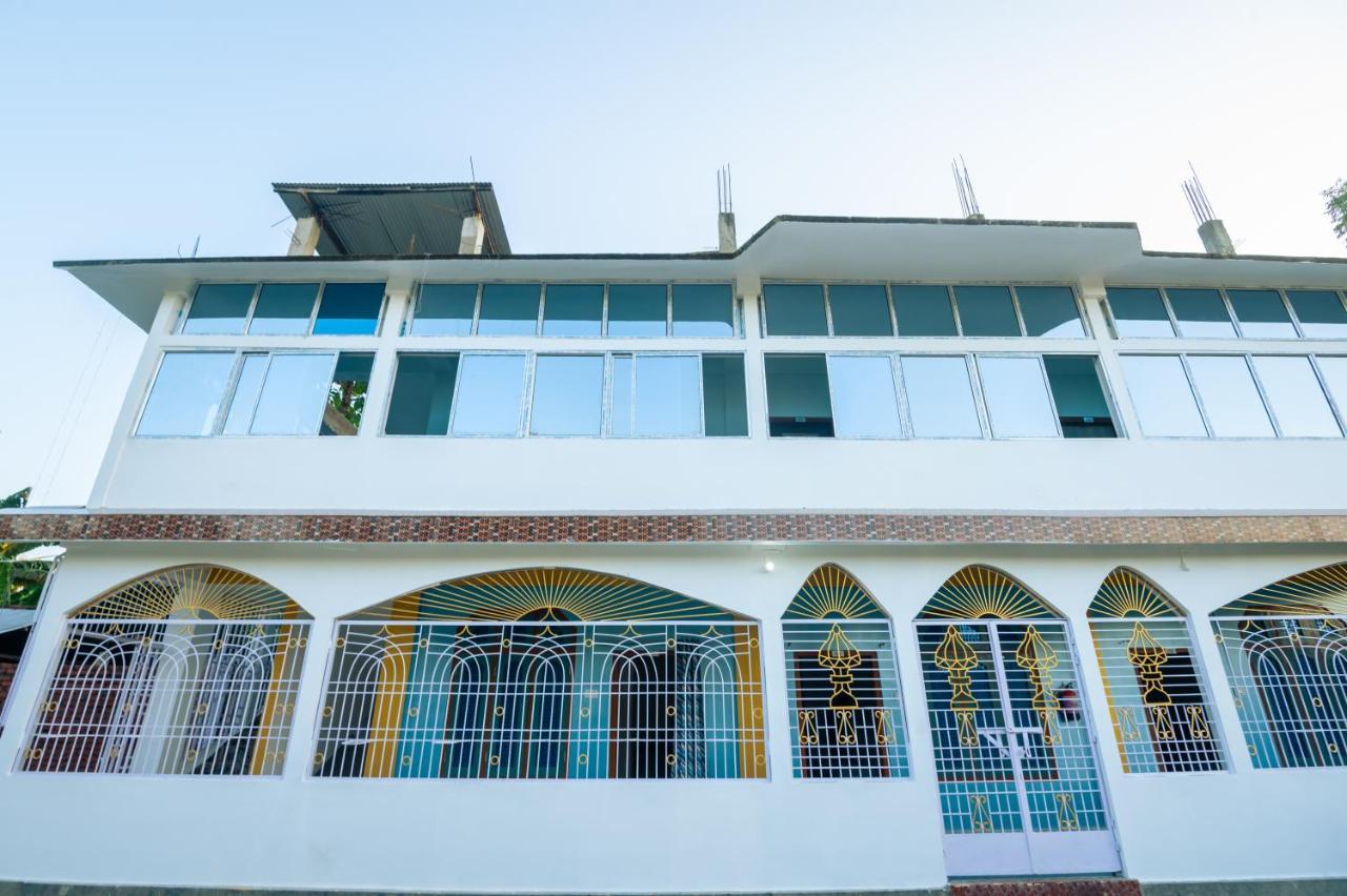 Jungle Star Mansion Hotel Kāziranga Exterior photo